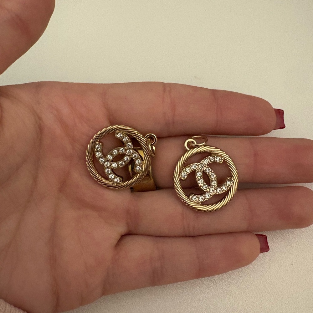 CC pendant/Charm Gold and crystal CC BUNDLE